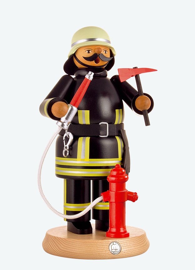 Firefighter Smoking man Lg